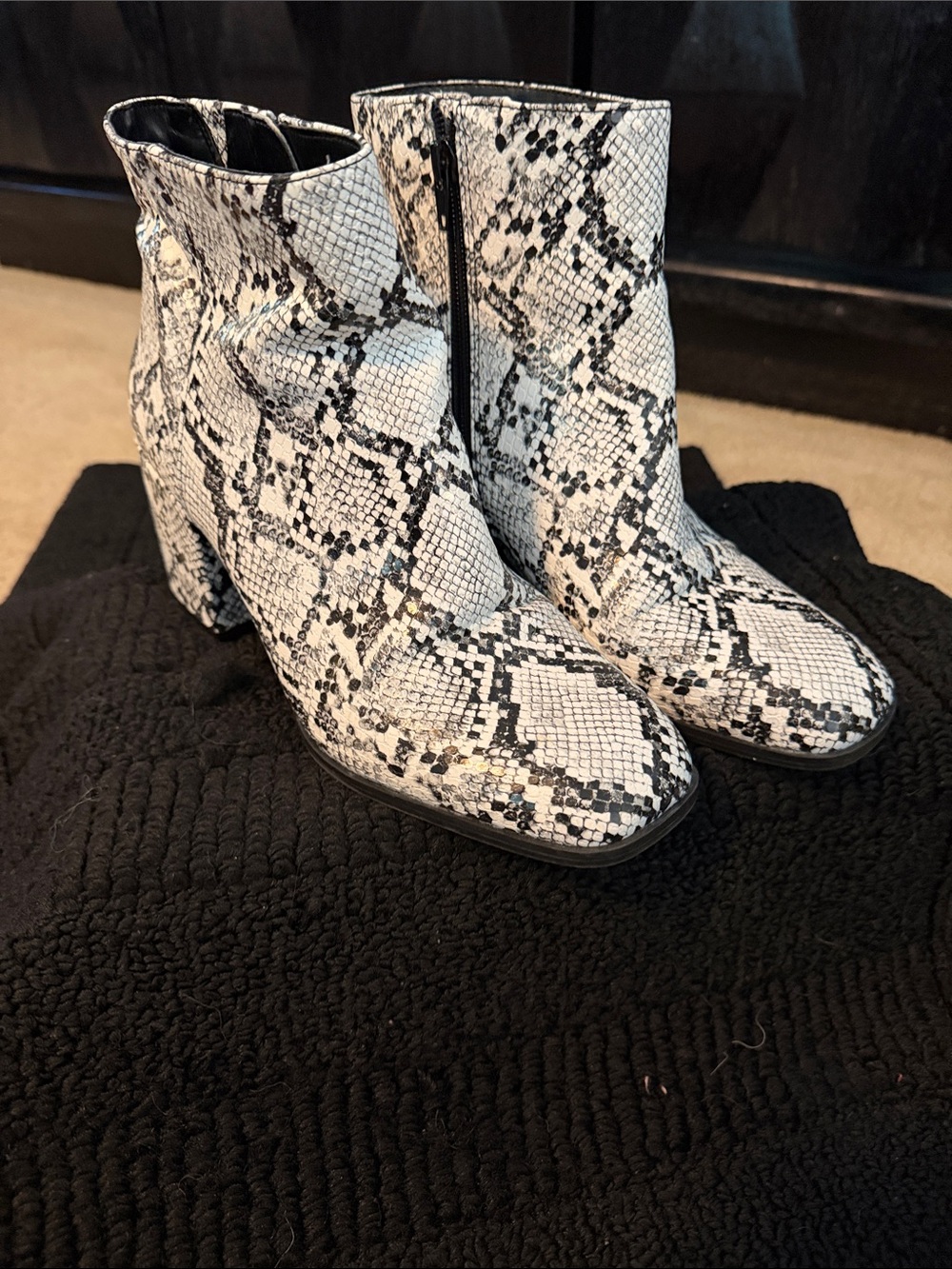 Mix No. 6 White and Black Snake-Print Ankle Booties